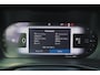 Volvo EC40 Extended Range Plus Black Ed. 82 kWh - Panoramadak - IntelliSafe Assist & Surround - 360º Camera - Verwarmde voorstoelen, stuur & achterbank - Parkeersensoren voor & achter - Elektr. bedienb. bestuurdersstoel met geheugen - Draadloze tel. lader - Extra getint glas - 20' LMV