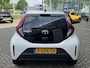 Toyota Aygo X FIRST 5-DEURS APPLE/ANDROID CAMERA CLIMA AD-CRUISE 17'' LM-VELGEN EL-RAMEN/SPIEGELS NL-AUTO 1E-EIG