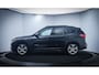 BMW X1 20iA X.Dr. SPORT LINE PANO | HARMAN KARDON | LEER | MEMORY | STOEL+STUURVERW. | CAMERA | FULL LED | AFN TREKHAAK | LMV