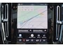 Volvo C40 Extended Range Plus 82 kWh - Panoramadak - IntelliSafe Assist & Surround - Verwarmde voorstoelen & stuur - Parkeersensoren voor & achter - Draadloze tel. lader - Extra getint glas - 19' LMV