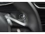 Peugeot e-2008 EV GT 50 kWh | 11 KW Lader | 96,3% SOH | Adaptieve Cruise Control | Dodehoekdetectie | Stoelverwarming | Navigatie