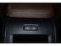 Volvo V60 2.0 T4 Inscription - Panorama/schuifdak - IntelliSafe Assist & Surround - Parkeercamera achter - Verwarmde voorstoelen, stuur & achterbank - Parkeersensoren voor & achter - Elektr. bedienb. bestuurdersstoel - 19' LMV - Inklapbare trekhaak