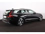 Volvo V60 2.0 T4 Inscription - Panorama/schuifdak - IntelliSafe Assist & Surround - Parkeercamera achter - Verwarmde voorstoelen, stuur & achterbank - Parkeersensoren voor & achter - Elektr. bedienb. bestuurdersstoel - 19' LMV - Inklapbare trekhaak