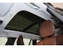 Volvo V60 2.0 T4 Inscription - Panorama/schuifdak - IntelliSafe Assist & Surround - Parkeercamera achter - Verwarmde voorstoelen, stuur & achterbank - Parkeersensoren voor & achter - Elektr. bedienb. bestuurdersstoel - 19' LMV - Inklapbare trekhaak