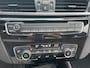 BMW X1 sDrive20i High Executive *Automaat*Navi*Camera*Schuif/kanteldak*Climate Control*Stoelverwarming*Lederen bekleding*LM. Velgen*Zeer nette auto!