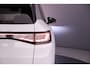 Volkswagen ID.4 Pro 77 kWh 204pk Automaat Trekhaak, Adaptive cruise control, Warmtepomp, LED matrix koplampen, Navigatie, Achteruitrijcamera, Stoelverwarming