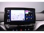 Volkswagen ID.4 Pro 77 kWh 204pk Automaat Trekhaak, Adaptive cruise control, Warmtepomp, LED matrix koplampen, Navigatie, Achteruitrijcamera, Stoelverwarming