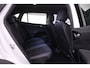 Volkswagen ID.4 Pro 77 kWh 204pk Automaat Trekhaak, Adaptive cruise control, Warmtepomp, LED matrix koplampen, Navigatie, Achteruitrijcamera, Stoelverwarming