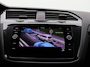 Volkswagen Tiguan 1.4 TSI eHybrid R-Line Business+ 245PK DSG Panoramadak, Trekhaak, Leder, Black Style, Stoel-Stuurverwarming, Keyless, Achteruitrijcamera, Elektr. Achterklep, Memorystoel, 20" LM Velgen