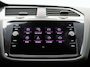 Volkswagen Tiguan 1.4 TSI eHybrid R-Line Business+ 245PK DSG Panoramadak, Trekhaak, Leder, Black Style, Stoel-Stuurverwarming, Keyless, Achteruitrijcamera, Elektr. Achterklep, Memorystoel, 20" LM Velgen