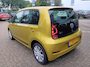 Volkswagen Up! 1.0 BMT high up! Zeer speciale Club uitvoering. Dealeronderhouden,Stoelverwarming.