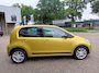 Volkswagen Up! 1.0 BMT high up! Zeer speciale Club uitvoering. Dealeronderhouden,Stoelverwarming.
