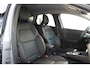 Renault Captur 1.6 E-Tech full hybrid 145 PK iconic | Lederen bekleding en stoel elektrisch bedienbaar | 360 camera | Stoelverwarming voor |