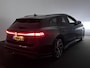 Volkswagen ID.7 Tourer Pro S Business 86 kWh | Panodak | Harman Kardon | Zwenkbare trekhaak | 360 Camera | Elek. Stoelen | ACC |
