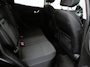 Renault Kadjar 1.3 TCe Zen Apple Carplay/Android Auto, Cruise control, Dab, Parkeersensor voor/achter, Keyless entry, Spraakbediening Een ruime en comfortabele SUV met een luxe uitstraling. Dankzij het royale interieur en de fijne zit biedt de Kadjar veel comfort voor zowel korte als lange ritten. De 1.3 TCe-motor zorgt voo
