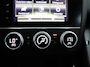 Renault Kadjar 1.3 TCe Zen Apple Carplay/Android Auto, Cruise control, Dab, Parkeersensor voor/achter, Keyless entry, Spraakbediening Een ruime en comfortabele SUV met een luxe uitstraling. Dankzij het royale interieur en de fijne zit biedt de Kadjar veel comfort voor zowel korte als lange ritten. De 1.3 TCe-motor zorgt voo