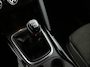 Renault Kadjar 1.3 TCe Zen Apple Carplay/Android Auto, Cruise control, Dab, Parkeersensor voor/achter, Keyless entry, Spraakbediening Een ruime en comfortabele SUV met een luxe uitstraling. Dankzij het royale interieur en de fijne zit biedt de Kadjar veel comfort voor zowel korte als lange ritten. De 1.3 TCe-motor zorgt voo