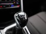 Volkswagen T-Roc 1.0 TSI Life Business 110 PK | Navigatie | Camera | Parkeersensoren | Stoelverwarming | Adaptive Cruise Control | Digital Cockpit Pro | Climate Control | LED |