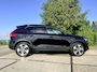 Volvo XC40 2.0 B4 Plus Dark