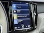 Volvo XC60 2.0 T8 Twin Engine AWD Inscription Trekhaak/Luchtvering/Panodak/360 etc.