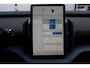 Volvo EX30 P5 Long Range Plus Europa 69 kWh | | Apple carplay/ Android auto | Electronic climate control | 18" lichtmetalen velgen | Voorstoelen verwarmd | Achterbank verwarmd | Stuurwiel verwarmd | Warmtepomp | Extra getint glas achterzijde |