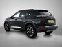 Peugeot 2008 SUV Allure 130pk Automaat | Navigatie | Climate Control | Cruise Control | Parkeersensoren | Keyless | Led koplampen | Armsteun | Apple Carplay / Android Auto | Bluetooth | DAB+ radio | Stof/kunstleder | Multifunctioneel lederen stuurwiel | Automatisch dimlicht | Regensensor | Donker getint glas | 17" lichtmetalen velgen |