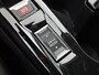 Peugeot 2008 SUV Allure 130pk Automaat | Navigatie | Climate Control | Cruise Control | Parkeersensoren | Keyless | Led koplampen | Armsteun | Apple Carplay / Android Auto | Bluetooth | DAB+ radio | Stof/kunstleder | Multifunctioneel lederen stuurwiel | Automatisch dimlicht | Regensensor | Donker getint glas | 17" lichtmetalen velgen |