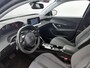 Peugeot 2008 SUV Allure 130pk Automaat | Navigatie | Climate Control | Cruise Control | Parkeersensoren | Keyless | Led koplampen | Armsteun | Apple Carplay / Android Auto | Bluetooth | DAB+ radio | Stof/kunstleder | Multifunctioneel lederen stuurwiel | Automatisch dimlicht | Regensensor | Donker getint glas | 17" lichtmetalen velgen |