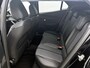 Peugeot 2008 SUV Allure 130pk Automaat | Navigatie | Climate Control | Cruise Control | Parkeersensoren | Keyless | Led koplampen | Armsteun | Apple Carplay / Android Auto | Bluetooth | DAB+ radio | Stof/kunstleder | Multifunctioneel lederen stuurwiel | Automatisch dimlicht | Regensensor | Donker getint glas | 17" lichtmetalen velgen |