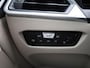BMW i4 eDrive35 M-Sport 70 kWh | Panoramadak | Oyster Leder | Stoelverwarming | Apple Carplay / Android Auto | Climate Control | Adaptive Cruise Control | Camera | Virtual Cockpit | Lichtmetalen M-Sport Velgen | Elektrische Achterklep |