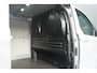 Ford Transit Custom 320 2.0 TDCI L2H1 Limited 170pk - Trekhaak - ACC - Blindspot - Stoel/Stuurverwarming - Sidesteps - Rijklaar