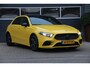 Mercedes-Benz A-klasse 180 Business | NL Auto | AMG | Pano-Dak | Camera | ECC | Cruise | Leder | PDC | Navi | Keyless-Go | DAB