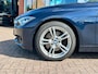 BMW 3-Serie 328i High Executive - Leder - Navi - 18 inch - PDC