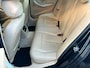 BMW 3-Serie 328i High Executive - Leder - Navi - 18 inch - PDC