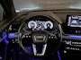 Audi Q5 Sportback 55 TFSI e S edition Competition 367 PK/Pano/RS stoelen/Matrix/Memory/Luchtvering/HeadUp/Trekhaak/Massage/21"/ACC