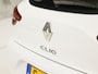 Renault Clio 1.0 TCe 90 Equilibre (APPLE CARPLAY, GROOT NAVI, CRUISE, SPORTSTOELEN, LANE ASSIST, NIEUWE APK, NIEUWSTAAT)