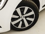 Renault Clio 1.0 TCe 90 Equilibre (APPLE CARPLAY, GROOT NAVI, CRUISE, SPORTSTOELEN, LANE ASSIST, NIEUWE APK, NIEUWSTAAT)