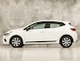 Renault Clio 1.0 TCe 90 Equilibre (APPLE CARPLAY, GROOT NAVI, CRUISE, SPORTSTOELEN, LANE ASSIST, NIEUWE APK, NIEUWSTAAT)