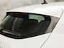 Renault Clio 1.0 TCe 90 Equilibre (APPLE CARPLAY, GROOT NAVI, CRUISE, SPORTSTOELEN, LANE ASSIST, NIEUWE APK, NIEUWSTAAT)