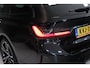 BMW 3-Serie Touring 320e | M-Sport | Panoramadak | Memory | SoH 93,7% | Shadow line | Navigatie | AppleCarplay AndroidAuto | Cruise |