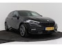 BMW 1-Serie 118i Business Edition Plus | Org NL | CarPlay | Stuur-/Stoelverwarming | Digital Cockpit | Leer | Sportstoelen |