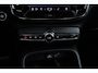 Volvo XC40 2.0 B4 Plus Black Edition | Uitklap Trekhaak | Panoramadak | Harman/Kardon | Digital Cockpit | CarPlay |