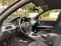 BMW 3-Serie 318i Business Line Sport Aut. | M-Pakket | Xenon | Historie | Sportstoelen | Alcantara | 18 Inch | Led Achterlichten |