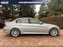 BMW 3-Serie 318i Business Line Sport Aut. | M-Pakket | Xenon | Historie | Sportstoelen | Alcantara | 18 Inch | Led Achterlichten |