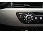 Audi A4 Avant 40 TFSI Launch edition Business S-Line [ Clima LED Navi Stoelverwarming Cruise ]
