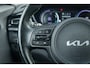 Kia Niro EV e-Niro DynamicLine 64 kWh | Apple Carplay/Android Auto | Stuur/Stoel verwarming | Adaptive Cruise Control | Camera | Achteruitrijcamera | Apple Carplay/Android Auto|telefoonintegratie premium | Cruise control adaptief met Stop&Go en stuurhulp