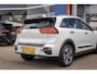 Kia Niro EV e-Niro DynamicLine 64 kWh | Apple Carplay/Android Auto | Stuur/Stoel verwarming | Adaptive Cruise Control | Camera | Achteruitrijcamera | Apple Carplay/Android Auto|telefoonintegratie premium | Cruise control adaptief met Stop&Go en stuurhulp