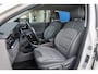 Kia Niro EV e-Niro DynamicLine 64 kWh | Apple Carplay/Android Auto | Stuur/Stoel verwarming | Adaptive Cruise Control | Camera | Achteruitrijcamera | Apple Carplay/Android Auto|telefoonintegratie premium | Cruise control adaptief met Stop&Go en stuurhulp