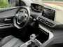 Peugeot 3008 Première 1.2 PureTech 130PK Navigatie, Achteruitrijcamera, Keyless, Elektrische Kofferklep, Trekhaak, Apple Carplay, Android Auto