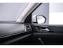 Volkswagen T-Cross Life Edition 1.0 TSI 95pk Adaptive cruise control, Achteruitrijcamera, LED koplampen, App connect, Airco, DAB, Radio, Parkeersensor achter